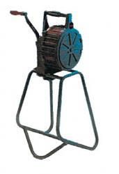 17-970356 Klaxon Heavy Duty Hand Operated Siren